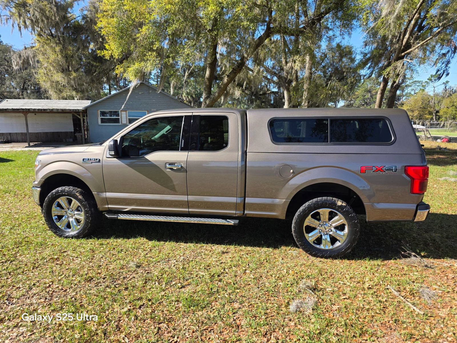 Used 2019 Ford F150 XLT w/ Equipment Group 302A Luxury AWD/4WD image 6