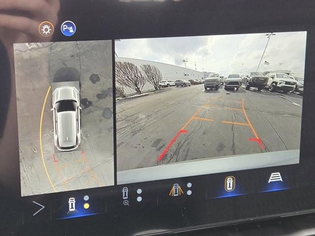 New 2026 Chevrolet Equinox LT w/ Safety and Technology Package image 4