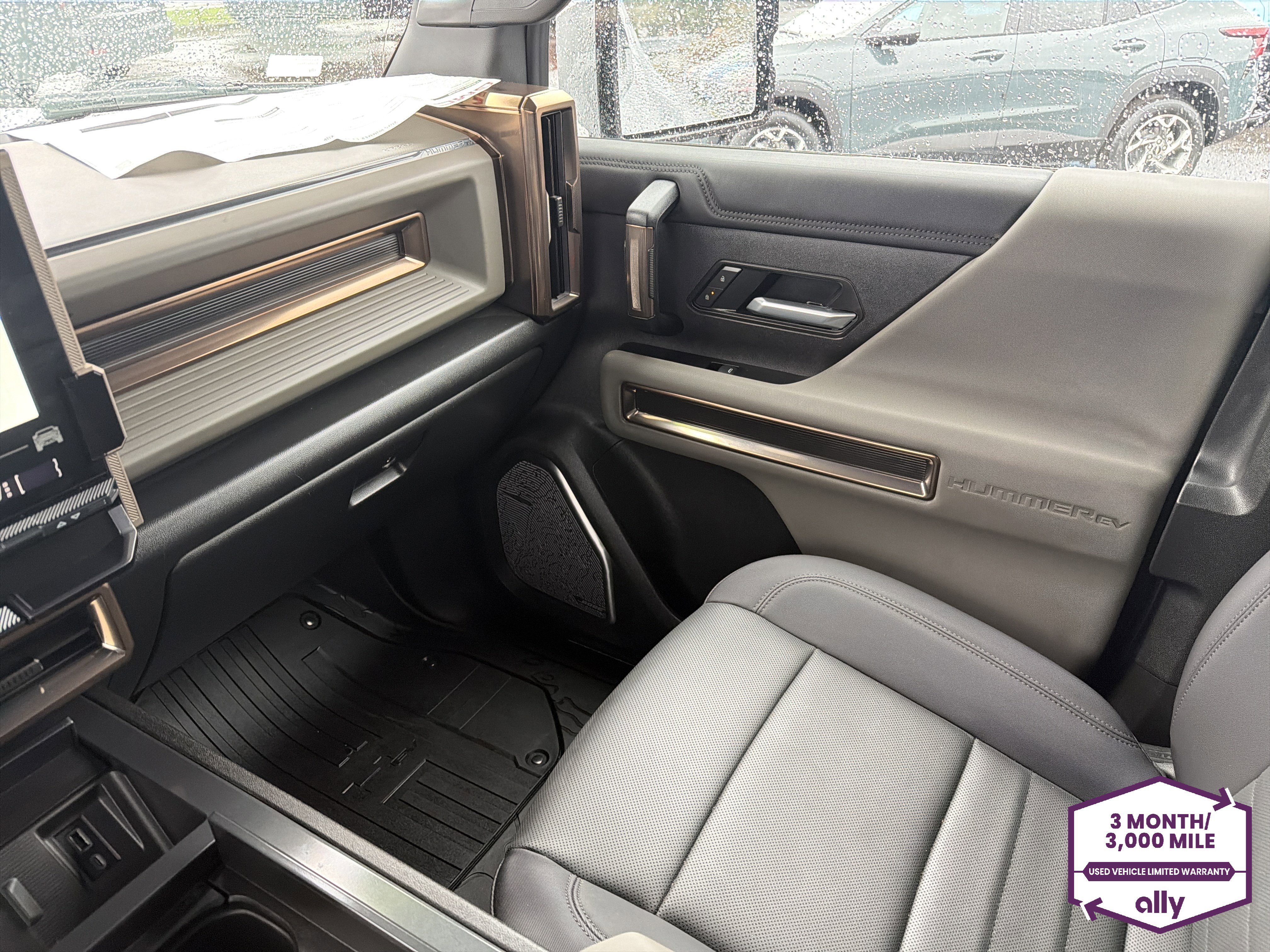 Used 2025 GMC Hummer EV 3X AWD/4WD image 25