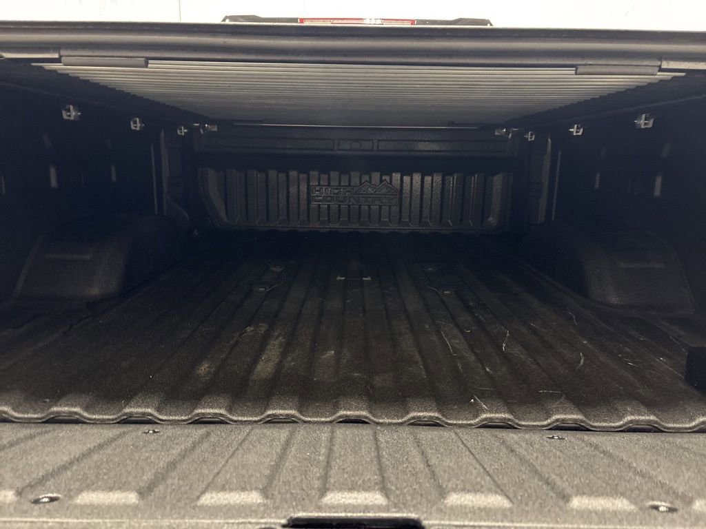 Used 2024 Chevrolet Silverado 2500 High Country w/ High Country Premium Package image 5