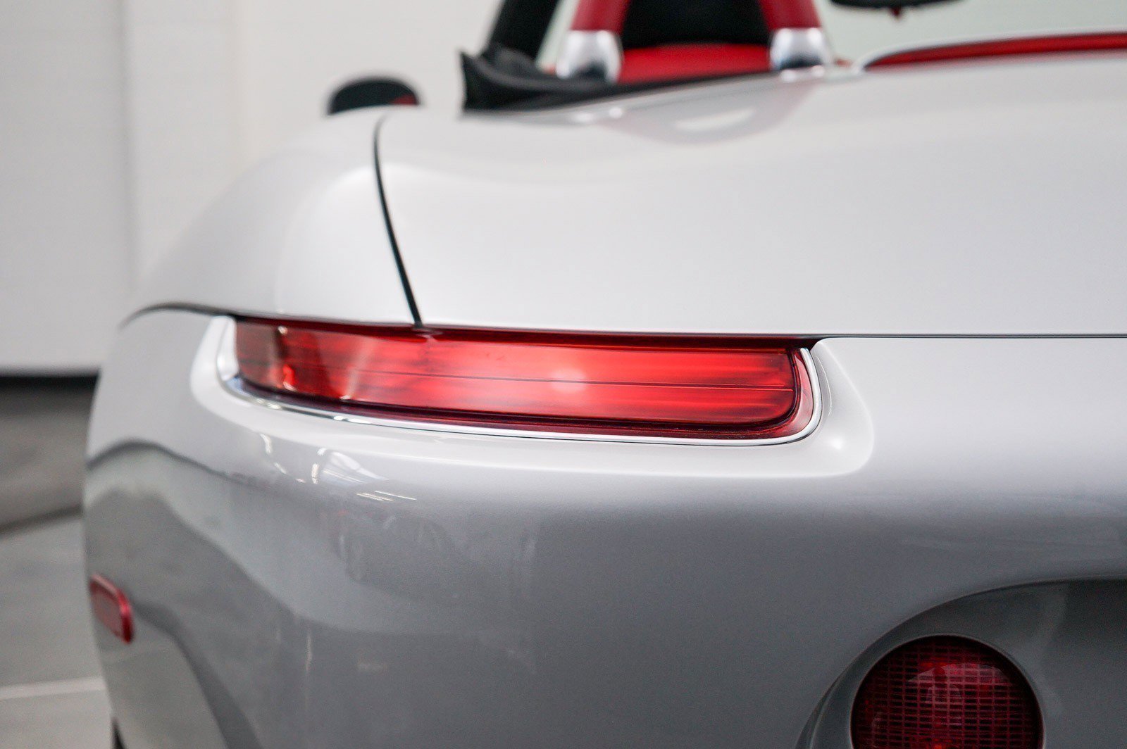 Used 2003 BMW Z8 image 23