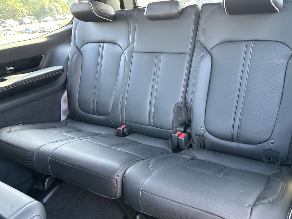 Certified 2024 Jeep Grand Wagoneer Series II Obsidian w/ Quick Order Packagew 28T AWD/4WD image 16