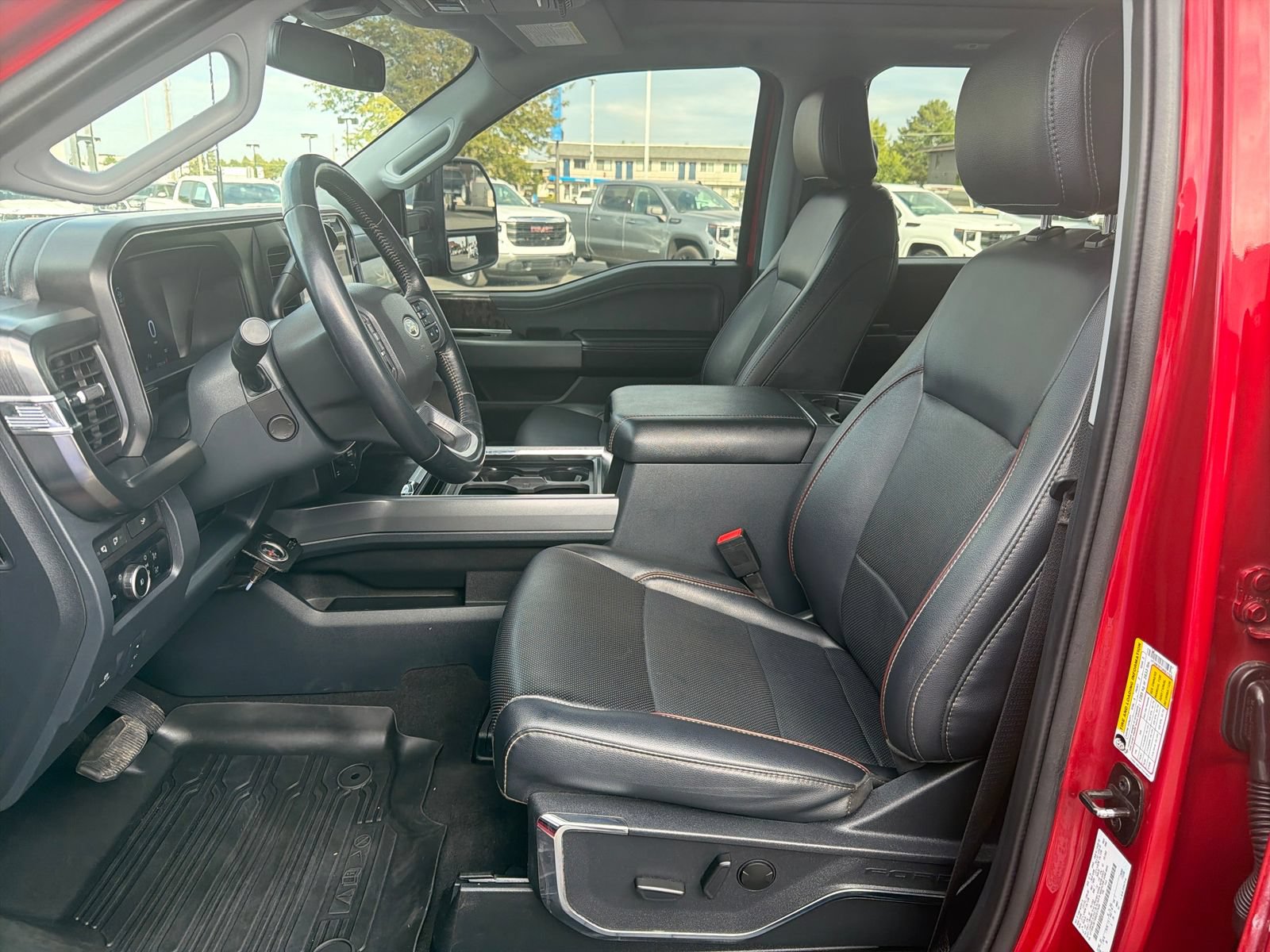 Used 2024 Ford F250 Lariat w/ Sport Appearance Package AWD/4WD image 10