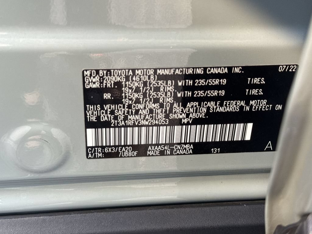 Used 2022 Toyota RAV4 XLE Premium AWD/4WD image 27