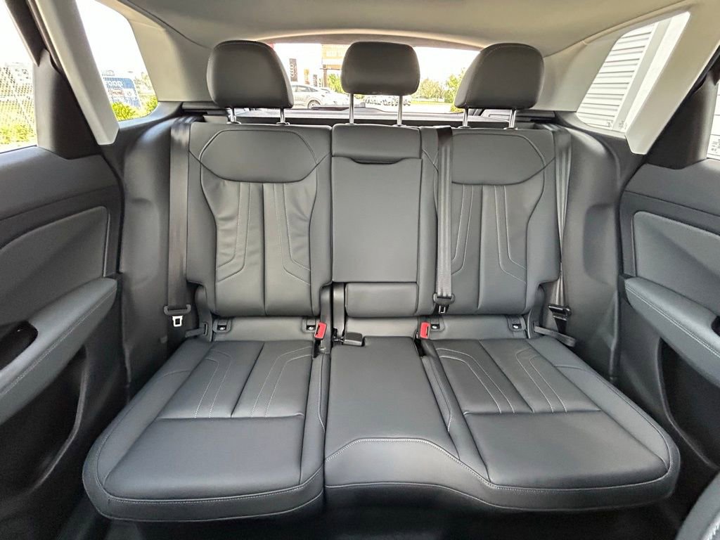 New 2026 Audi Q3 quattro 2.0T image 13