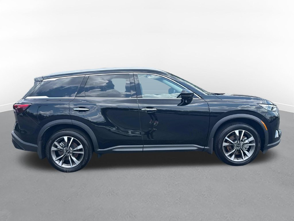 Used 2025 INFINITI QX60 Luxe w/ Cargo Package FWD image 5