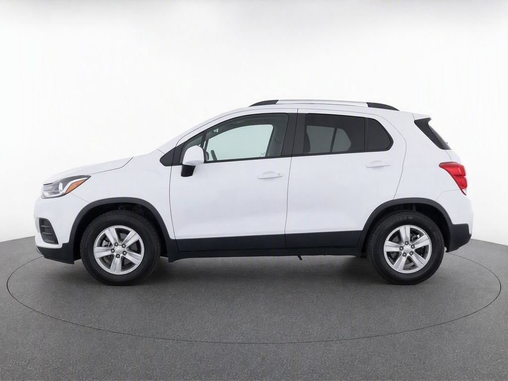 Used 2021 Chevrolet Trax LT w/ LT Convenience Package FWD image 6