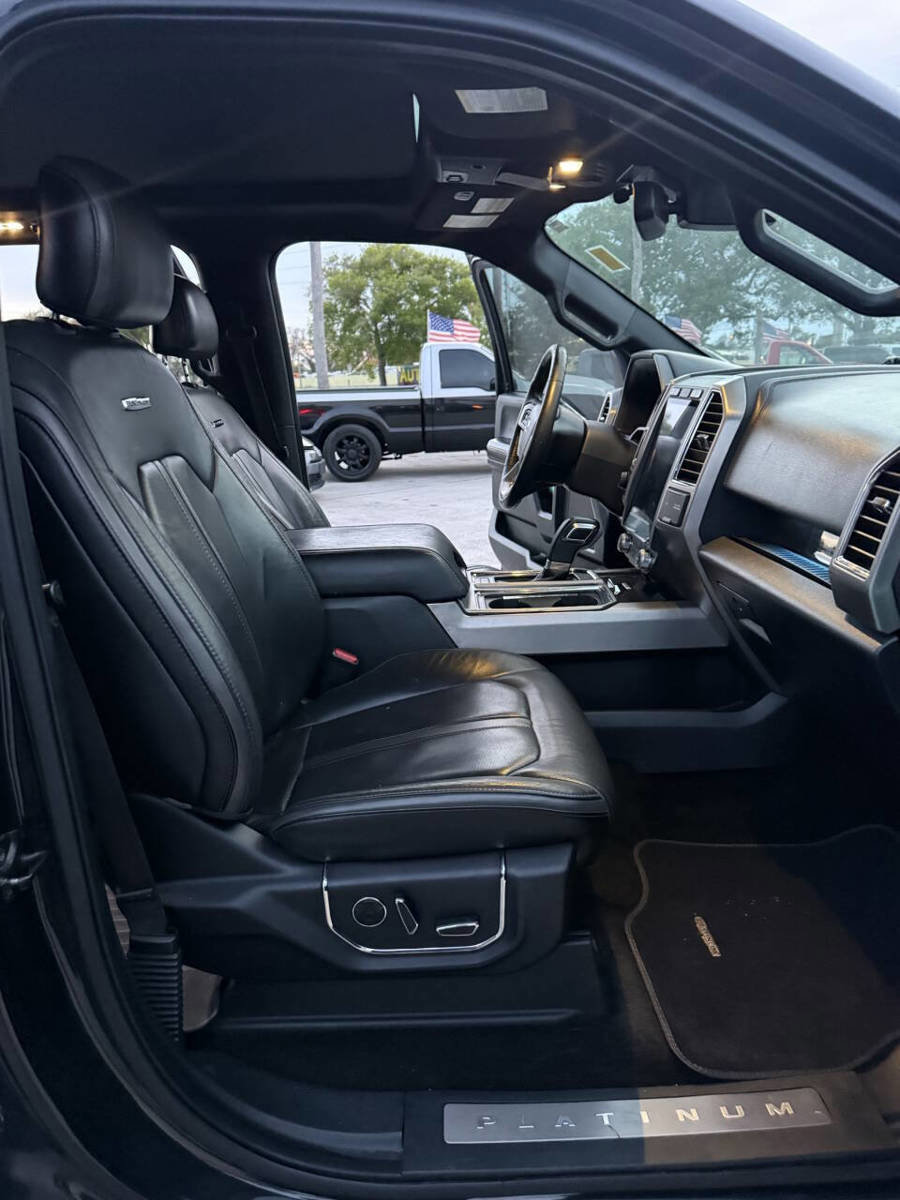 Used 2015 Ford F150 Platinum w/ Equipment Group 701A Luxury image 14