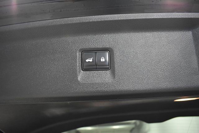 Used 2023 INFINITI QX60 Luxe image 37