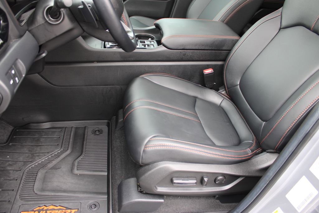 Used 2025 Honda Pilot TrailSport image 22