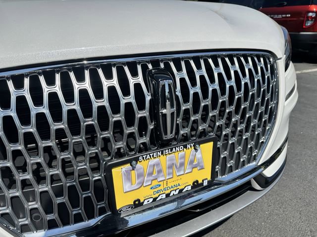 Used 2024 Lincoln Corsair AWD w/ Equipment Group 101A image 10