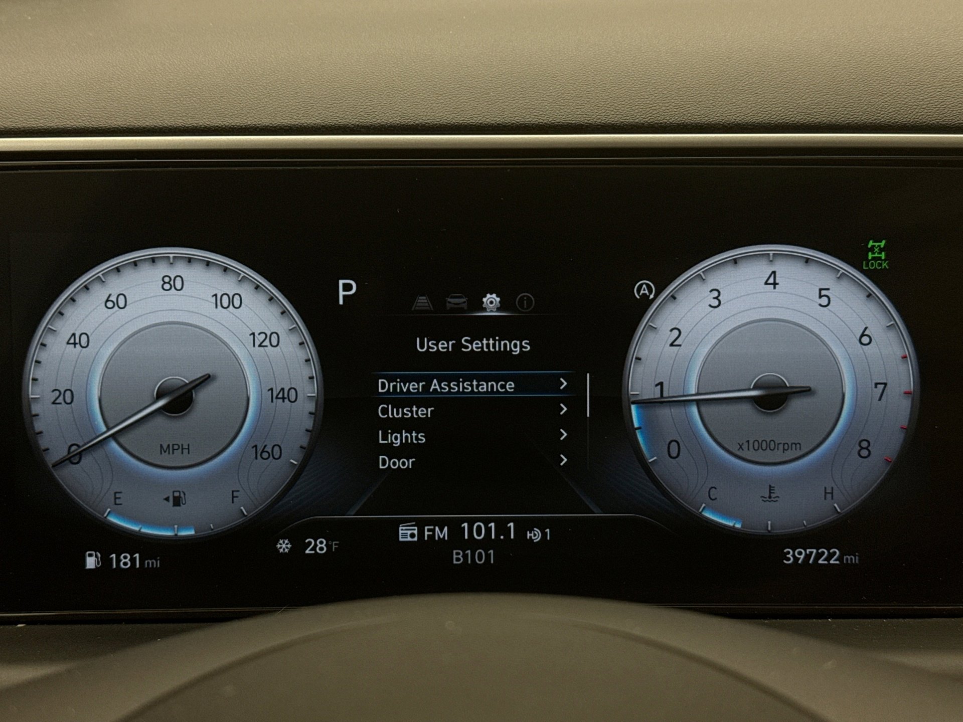 Used 2023 Hyundai Tucson SEL w/ Convenience Package image 13