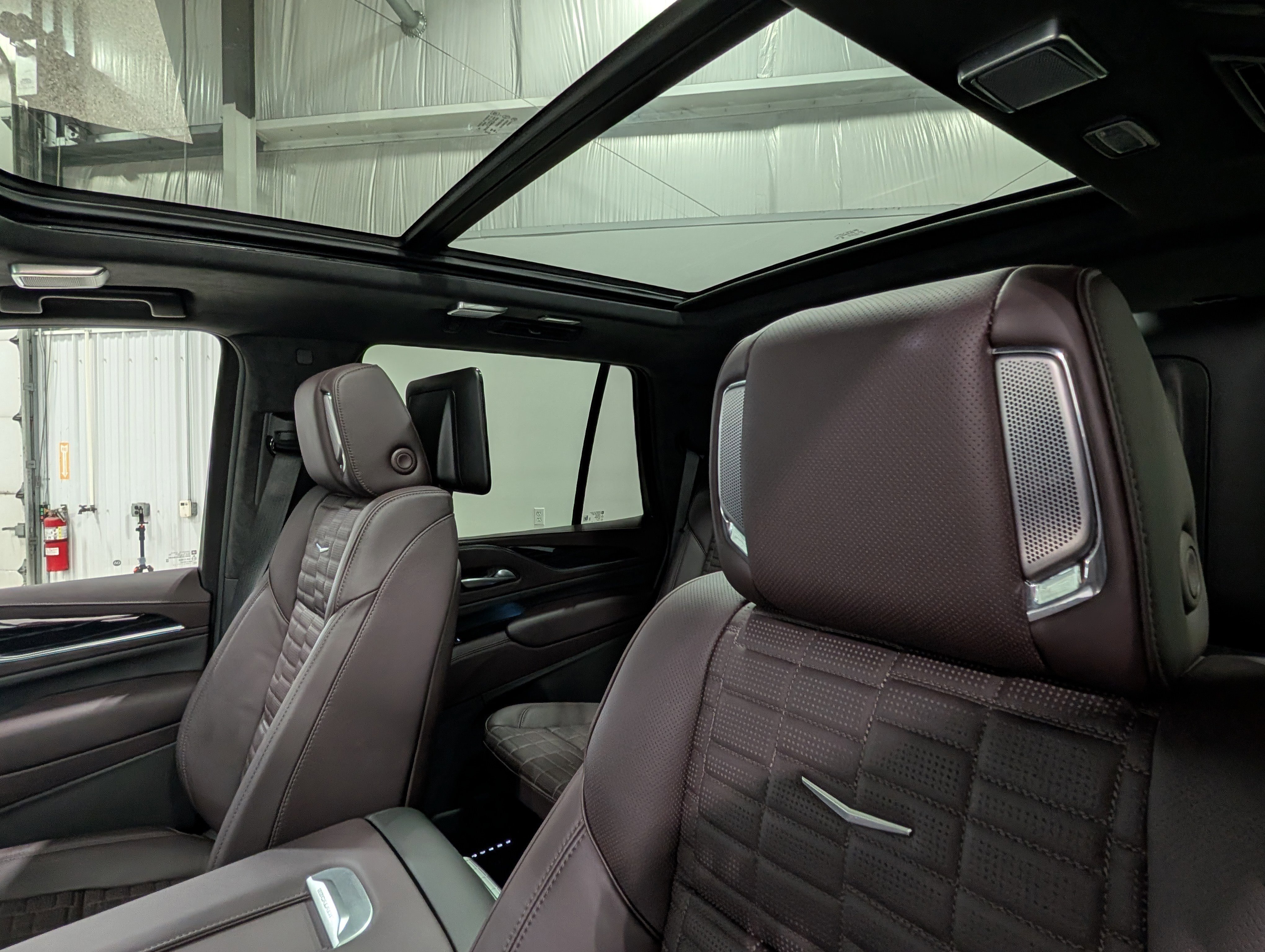 Used 2024 Cadillac Escalade V w/ LPO, ONYX Package AWD/4WD image 16