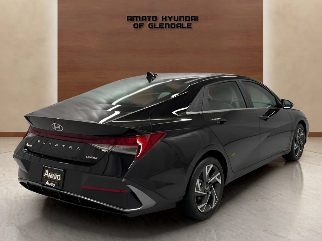 New 2026 Hyundai Elantra Limited FWD image 6