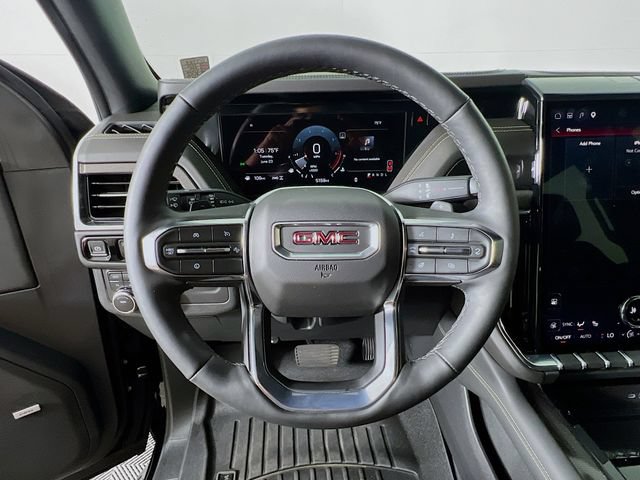 Used 2025 GMC Yukon Elevation AWD/4WD image 12