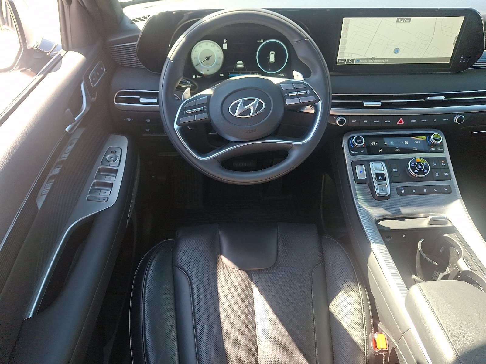 Used 2025 Hyundai Palisade Calligraphy AWD/4WD image 13
