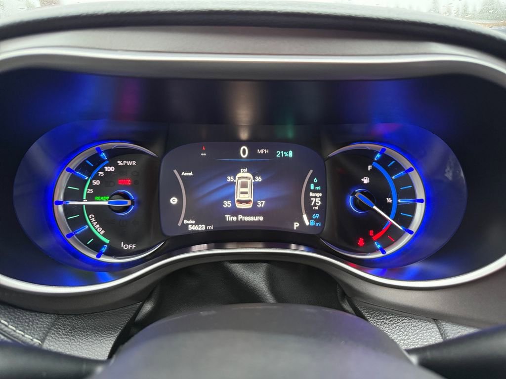 Certified 2024 Chrysler Pacifica Select image 5