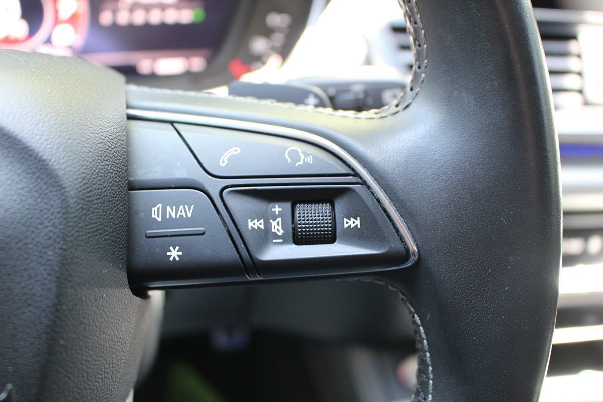 Used 2018 Audi SQ5 Prestige w/ Prestige Package AWD/4WD image 29