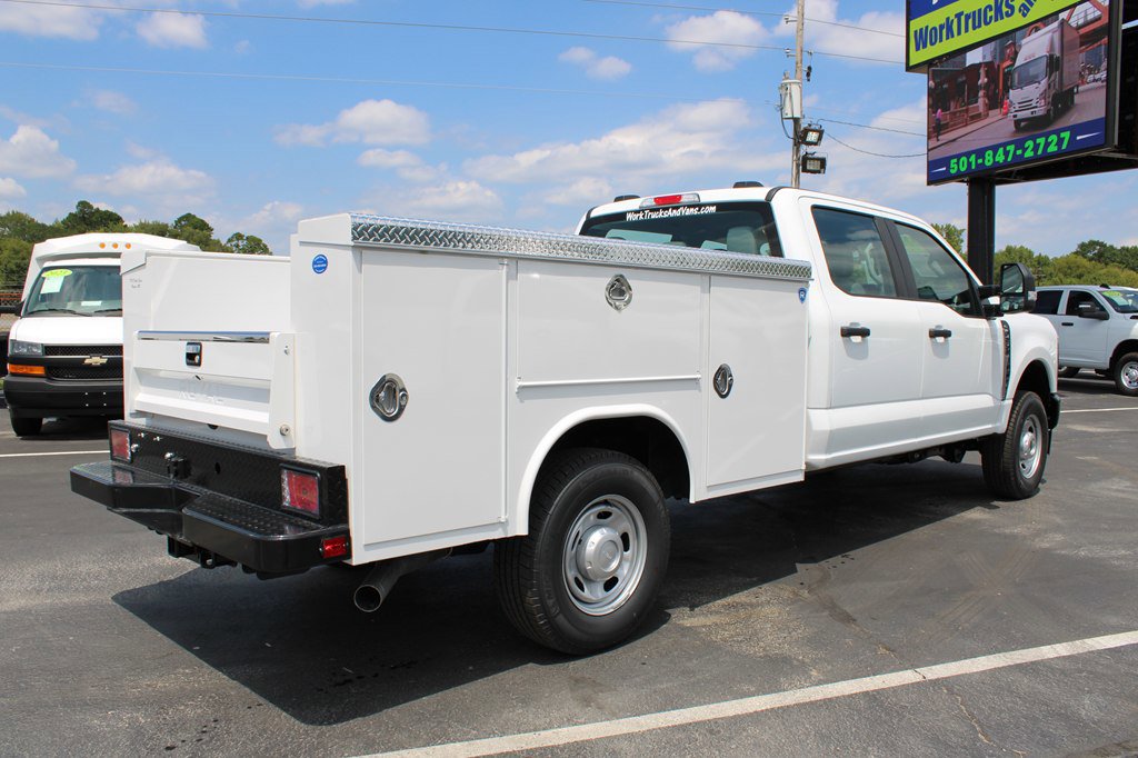 Used 2025 Ford F250 XL image 5