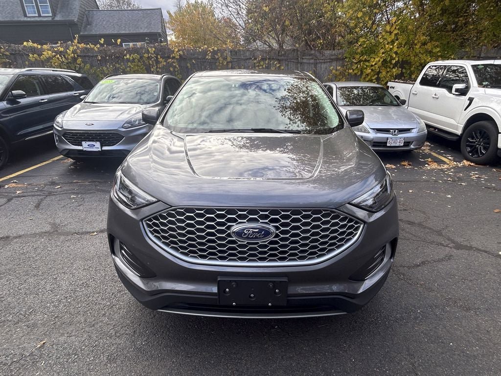 Used 2023 Ford Edge SEL AWD/4WD image 2