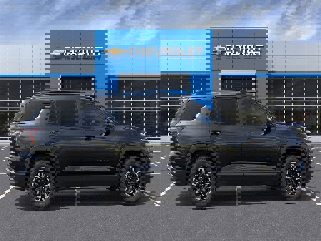 New 2026 Chevrolet Equinox ACTIV image 6