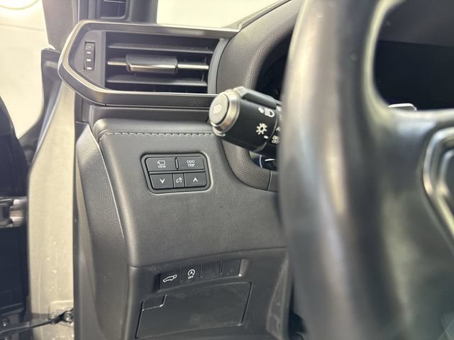 Used 2023 Lexus LX 600 4WD w/ Appearance Package image 15