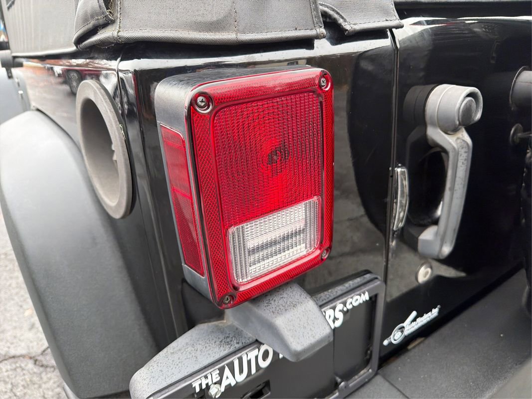 Used 2013 Jeep Wrangler Sport w/ Connectivity Group image 33