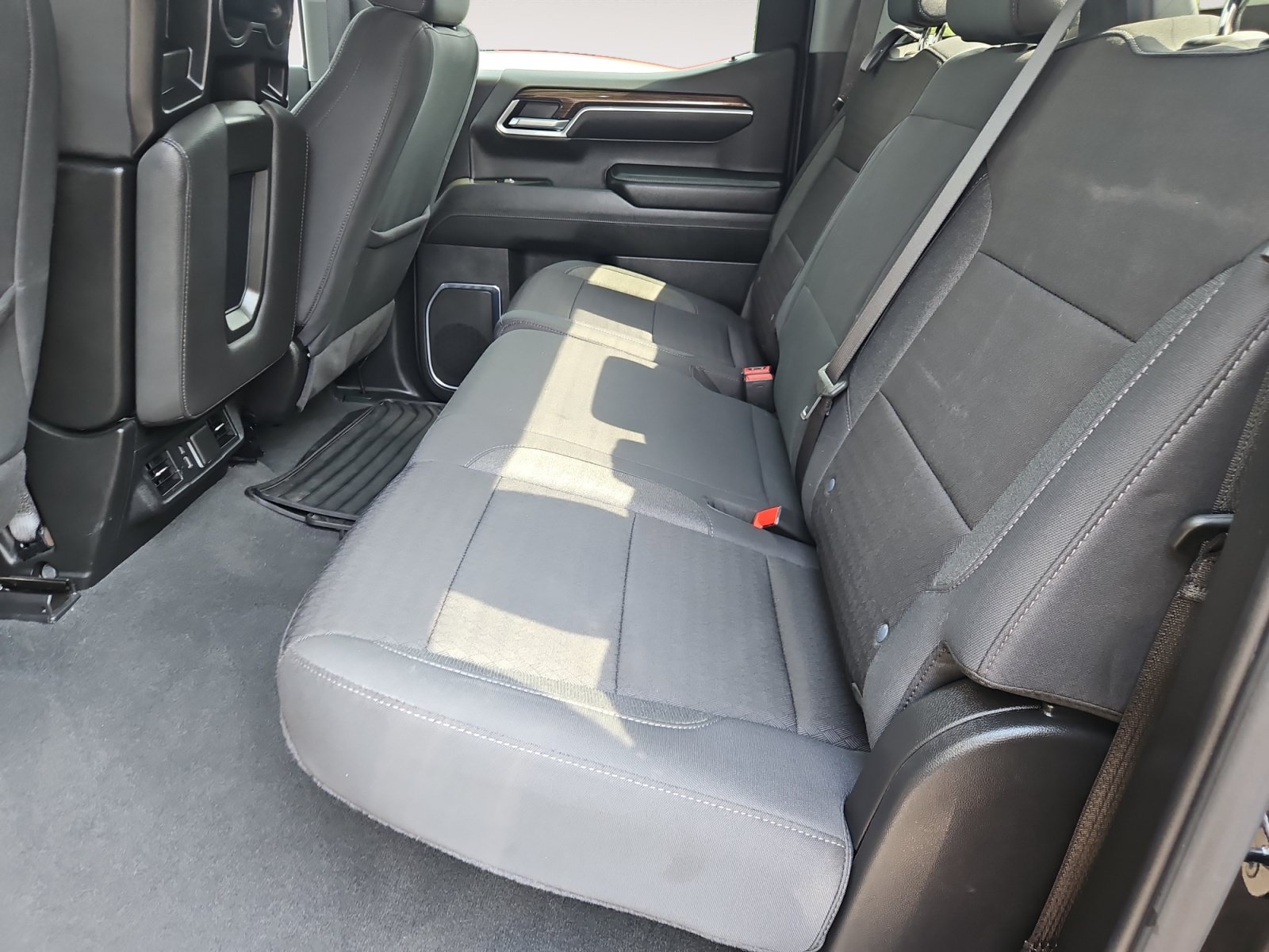 Used 2024 Chevrolet Silverado 1500 LT AWD/4WD image 13