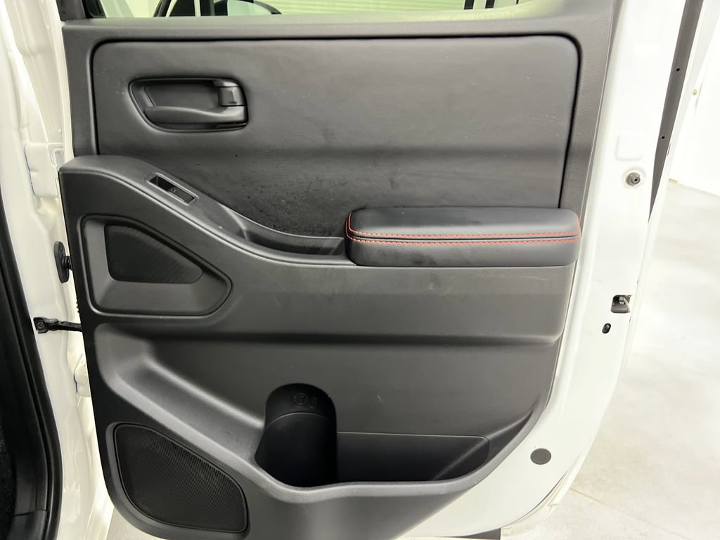 Used 2026 Nissan Frontier PRO-4X AWD/4WD image 33