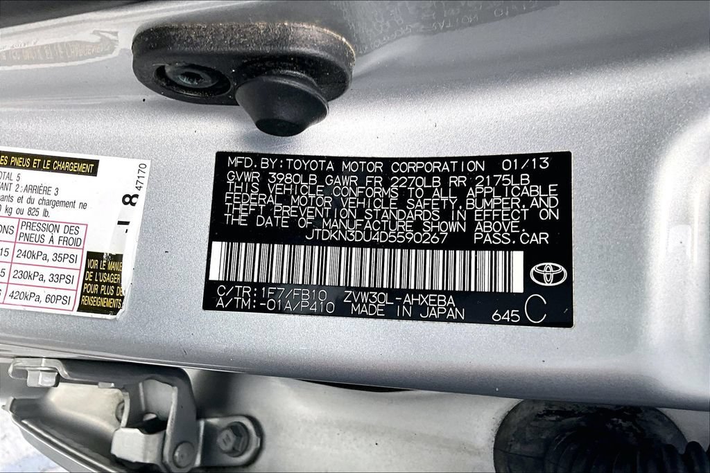 Used 2013 Toyota Prius Three w/ Solar Roof Pkg FWD image 19