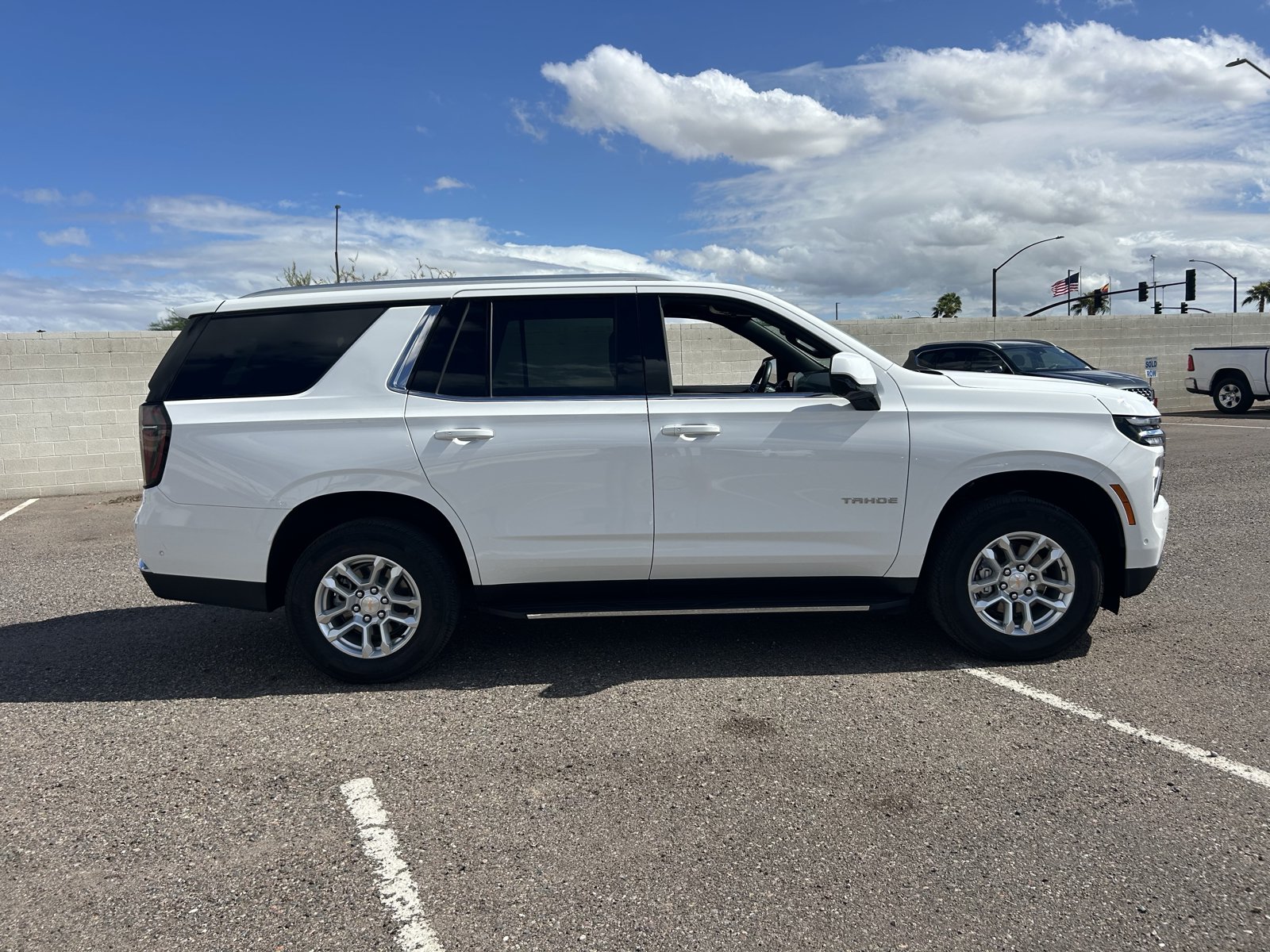 Used 2025 Chevrolet Tahoe LT AWD/4WD image 5