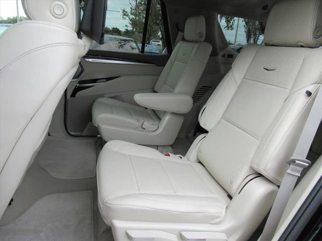 Certified 2026 Cadillac Escalade Platinum Sport w/ LPO, ONYX Package image 33