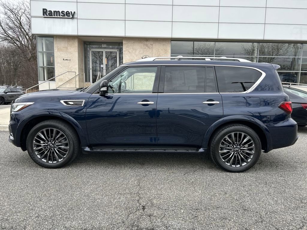 Certified 2023 INFINITI QX80 Premium Select w/ Cargo Package image 5
