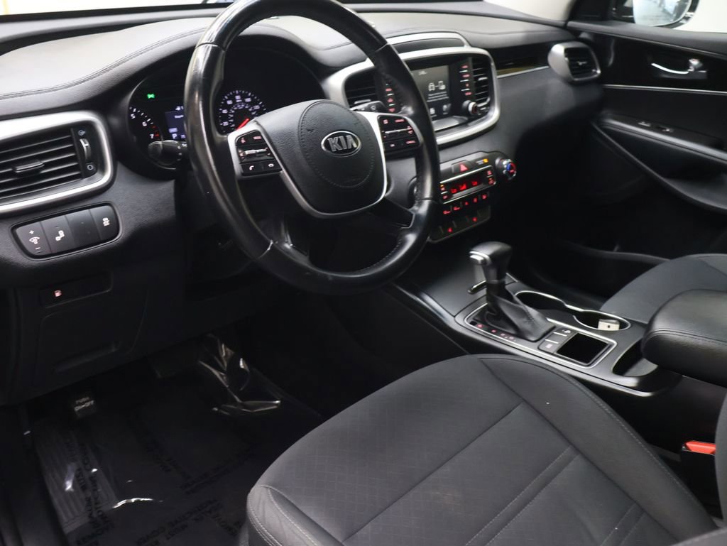 Used 2020 Kia Sorento S FWD image 18