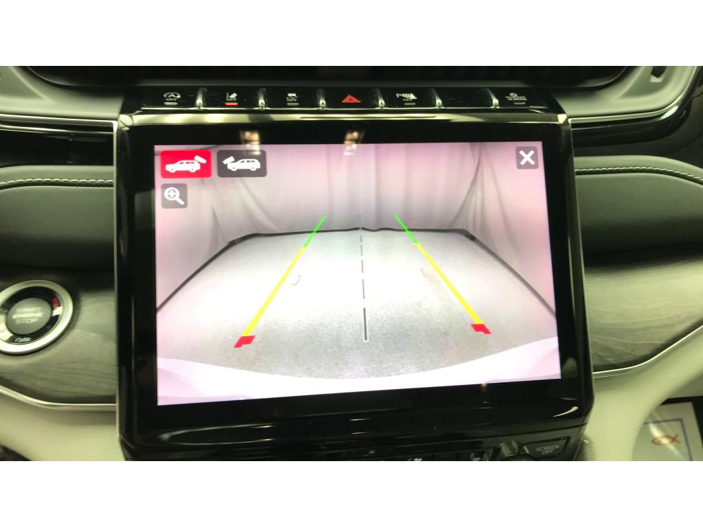 Used 2023 Jeep Grand Cherokee Overland w/ Adv Protech Group III image 17