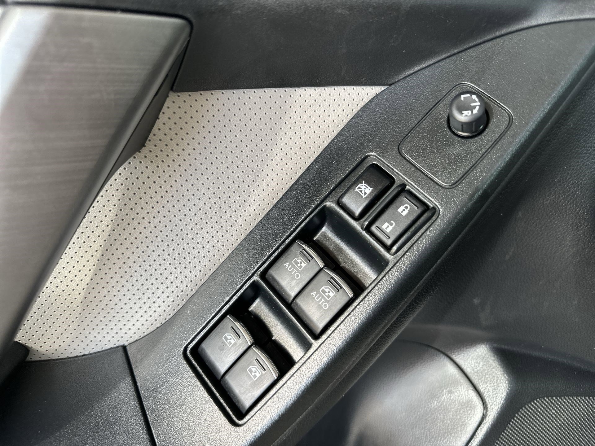 Used 2018 Subaru Forester 2.5i Limited image 15