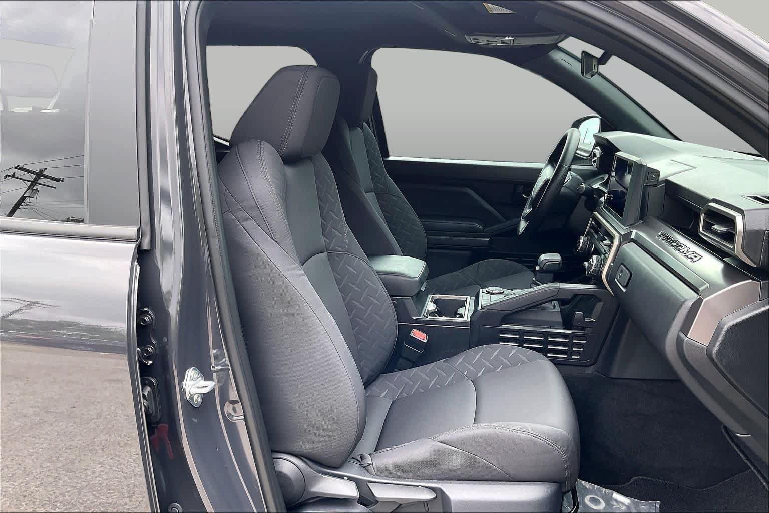Used 2026 Toyota Tacoma SR5 RWD image 9
