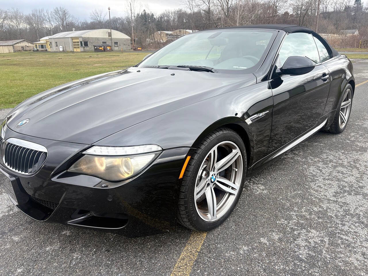 Used 2010 BMW M6 Convertible RWD image 3