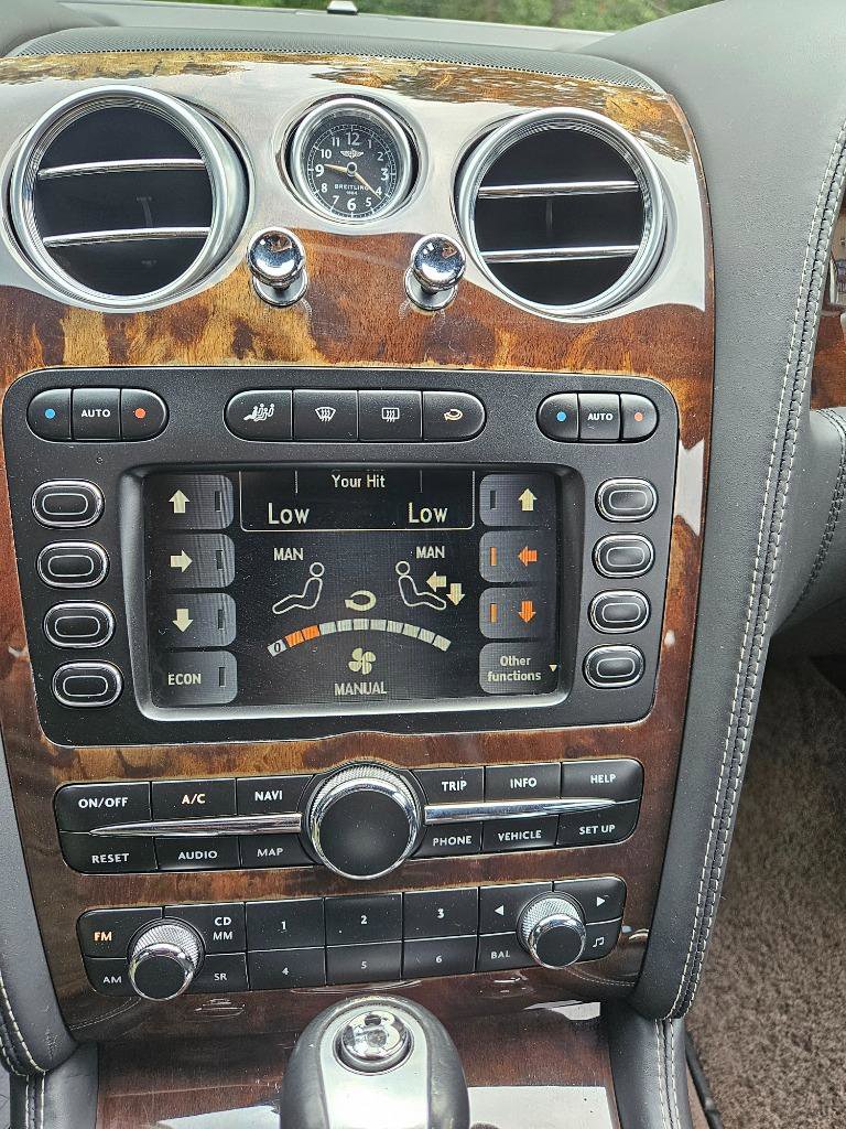 Used 2009 Bentley Flying Spur Flying Spur image 25