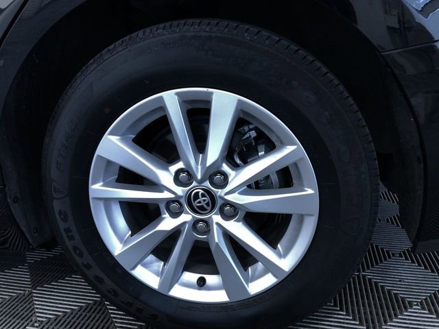 Used 2025 Toyota Camry LE image 17