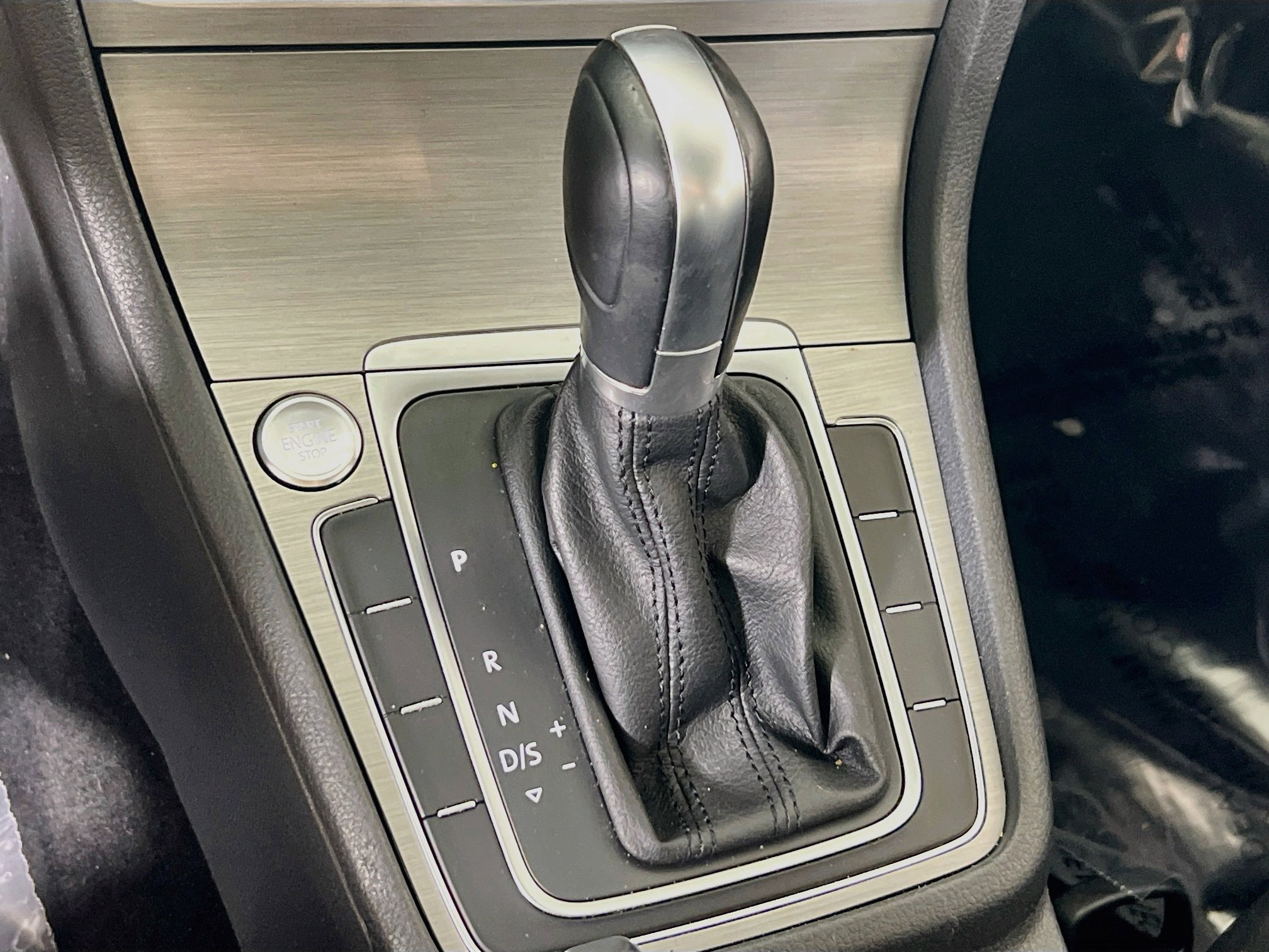 Used 2017 Volkswagen Golf Wolfsburg Edition FWD image 16