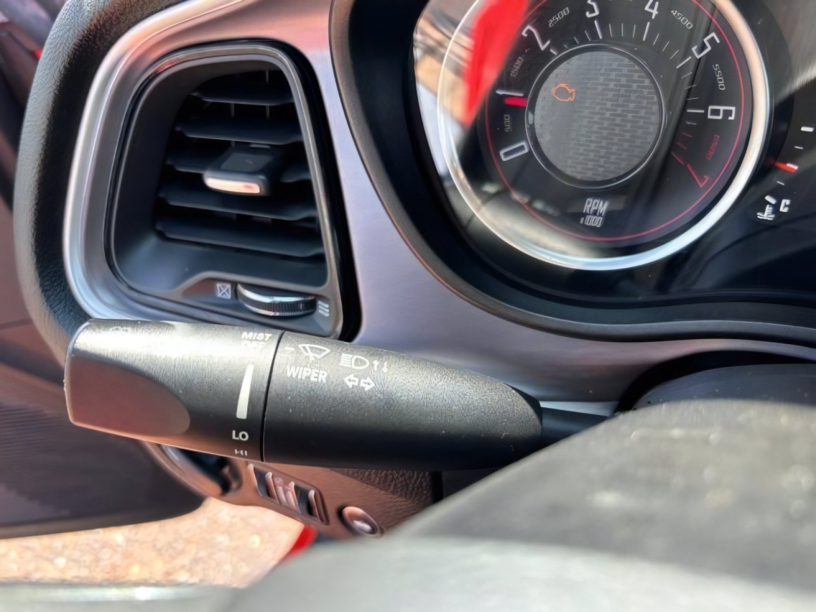 Used 2020 Dodge Challenger SXT RWD image 23