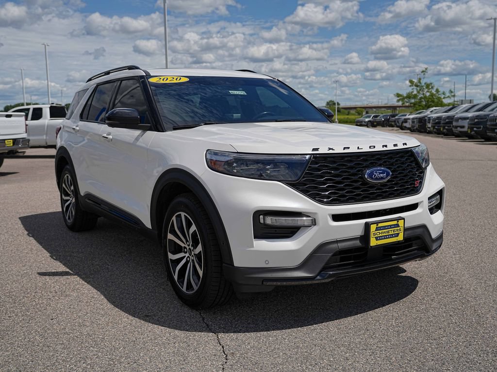 Used 2020 Ford Explorer ST w/ Premium Technology Package AWD/4WD image 4