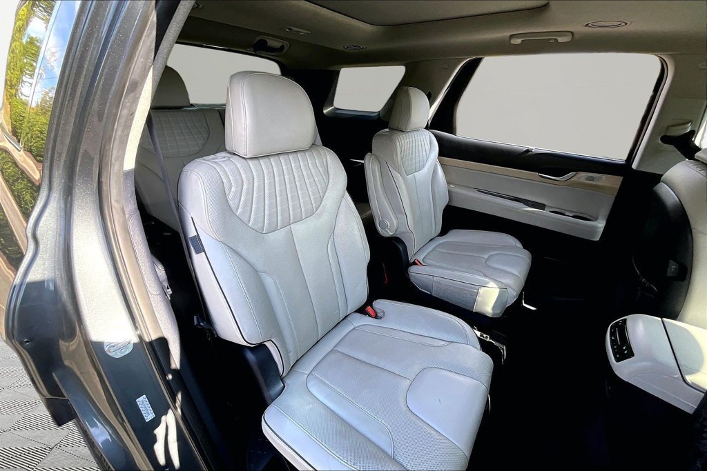 Used 2024 Hyundai Palisade Limited AWD/4WD image 20