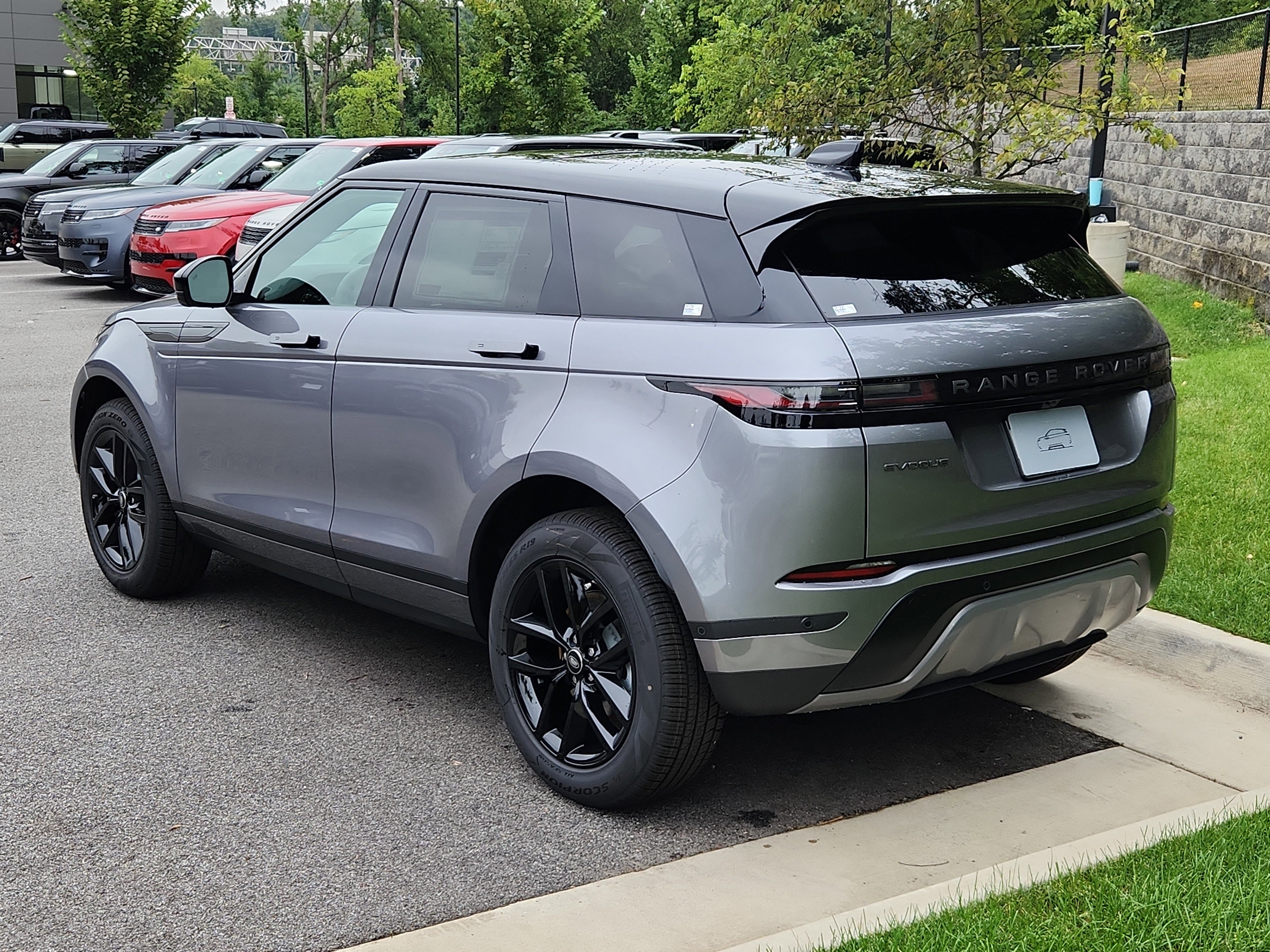 New 2026 Land Rover Range Rover Evoque S image 12