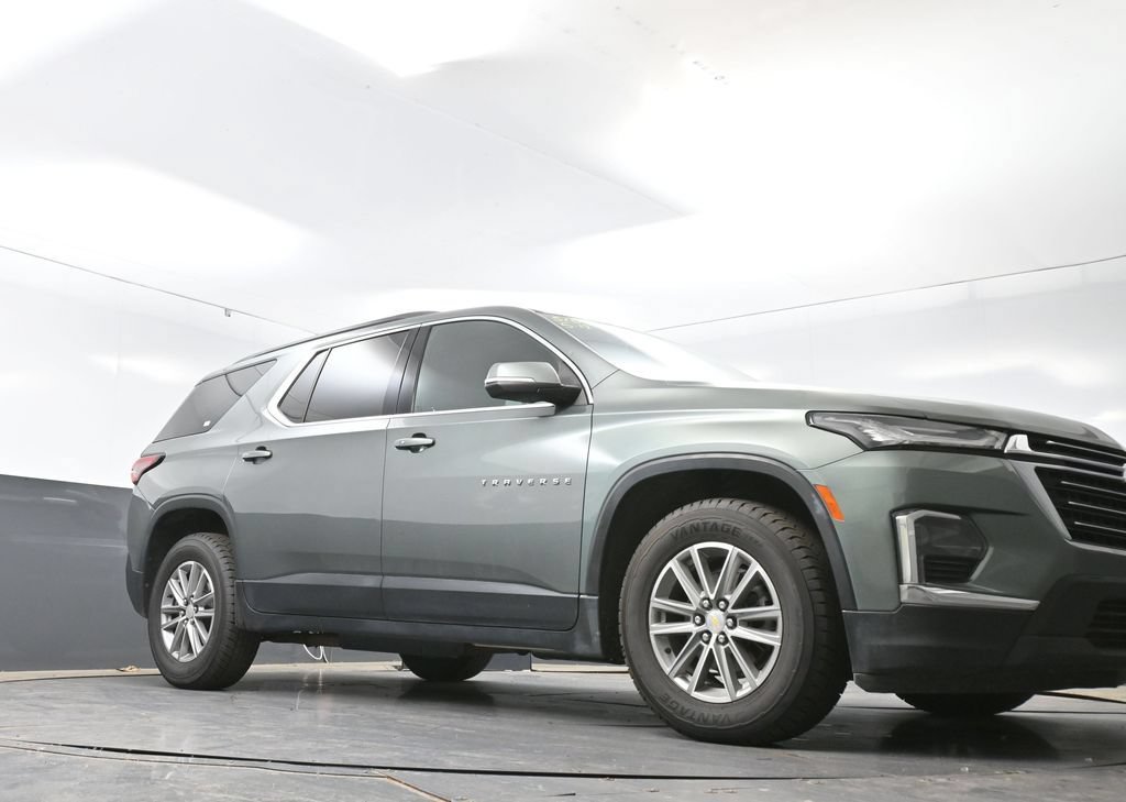 Used 2023 Chevrolet Traverse LT AWD/4WD image 19