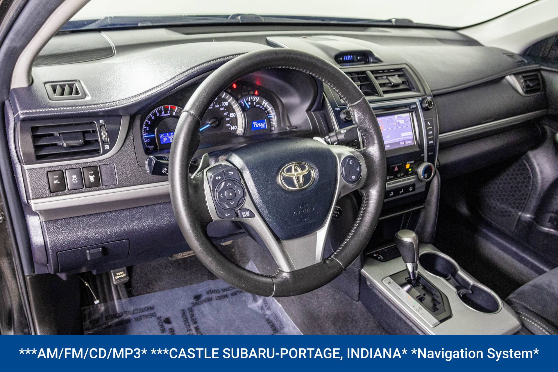 Used 2012 Toyota Camry SE w/ Leather Pkg FWD image 4