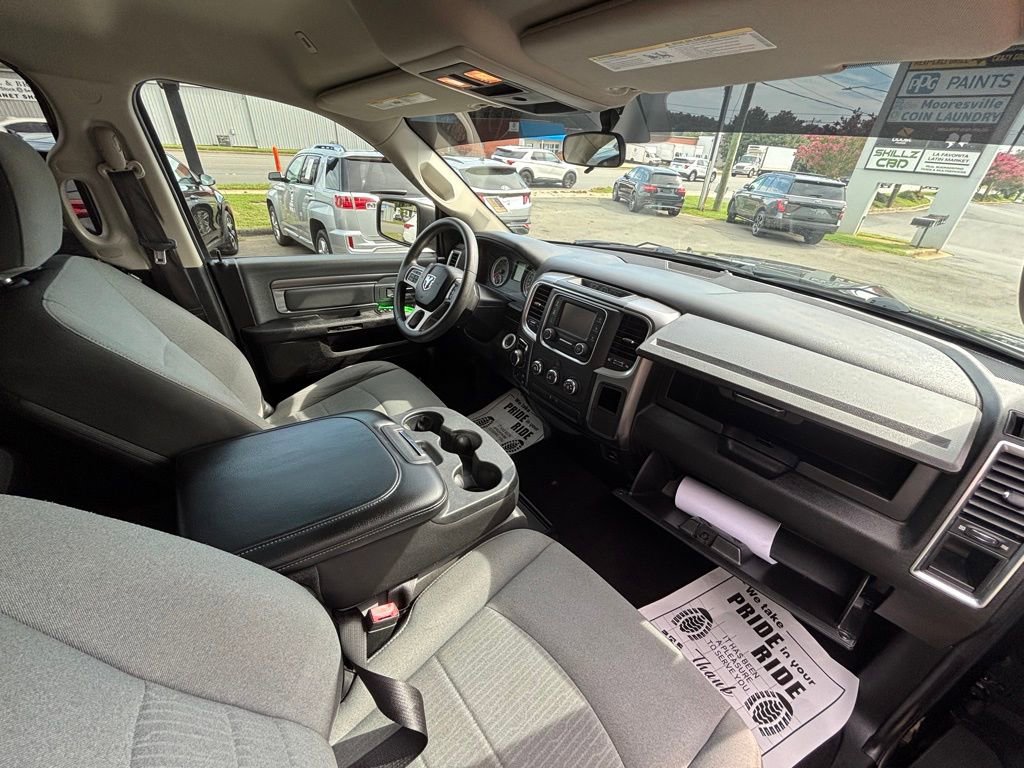 Used 2021 RAM 1500 Classic SLT image 14