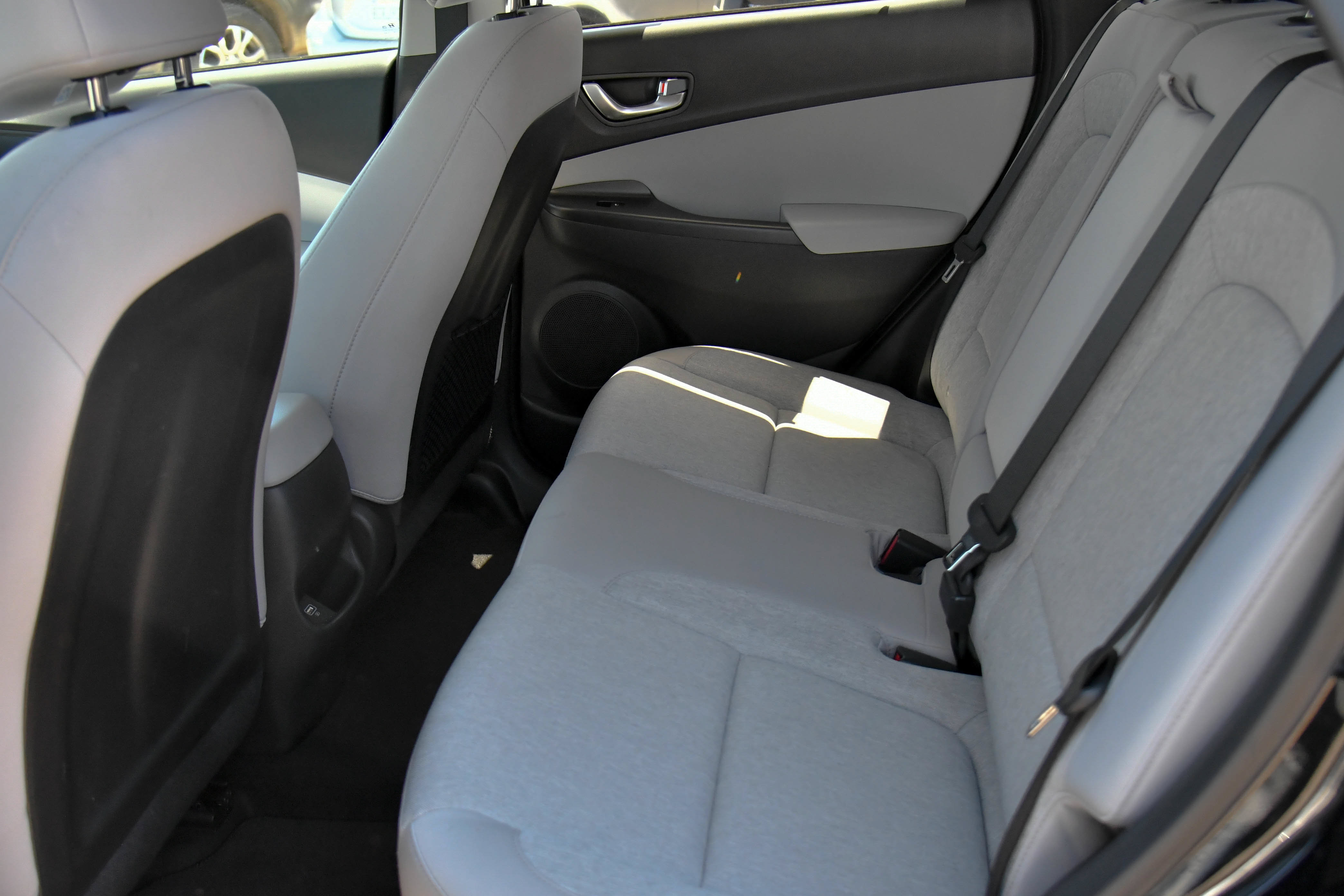 Used 2023 Hyundai Kona SE w/ Cargo Package FWD image 34