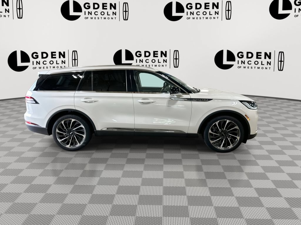 Used 2026 Lincoln Aviator Reserve AWD/4WD image 9